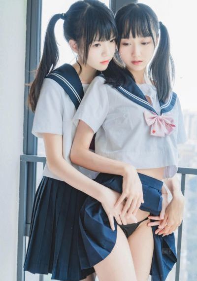 欧美穿蕾丝内衣的搭配_加长未删减版在线观看
