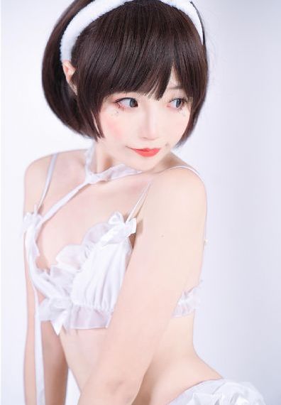 美女写真视频一区二区_4K韩国电影在线观看