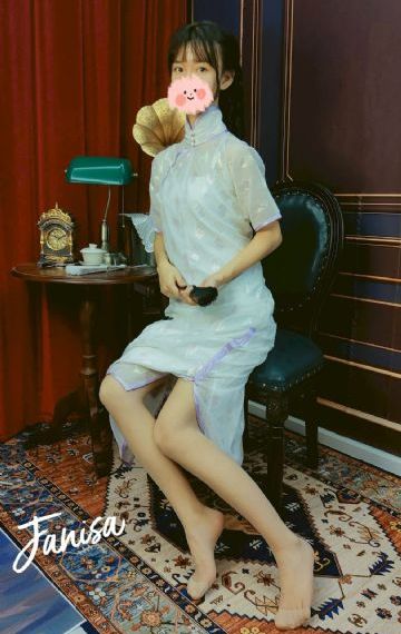 人妻痴女教师波多野结衣_BD英语电影在线观看