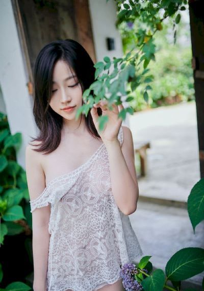 欧美真丝连衣裙夏款_高清最新电影在线观看