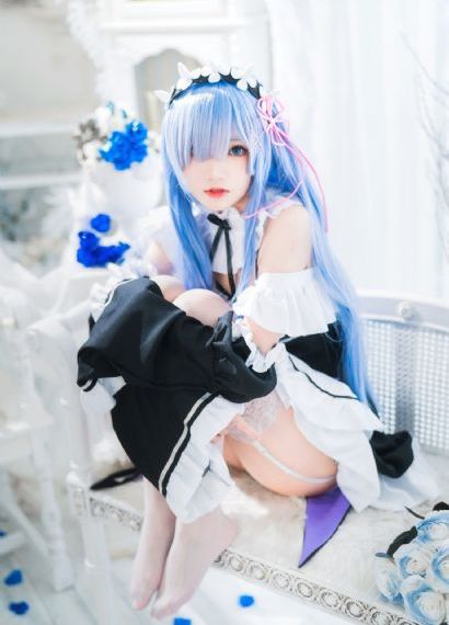 欧美live直播平台定制_蓝光电影在线观看
