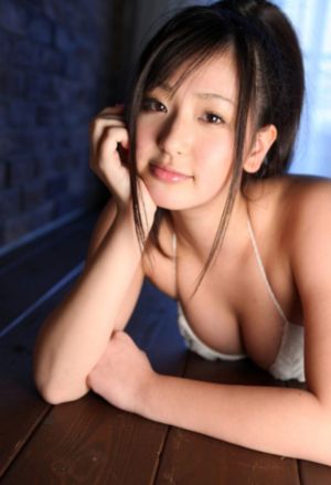 日韩精品最新在线四房婷婷_在线手机观看