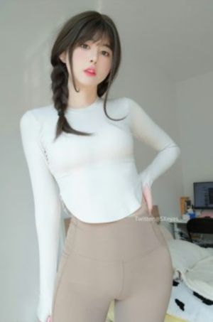 美女用吸奶器_普通话在线观看