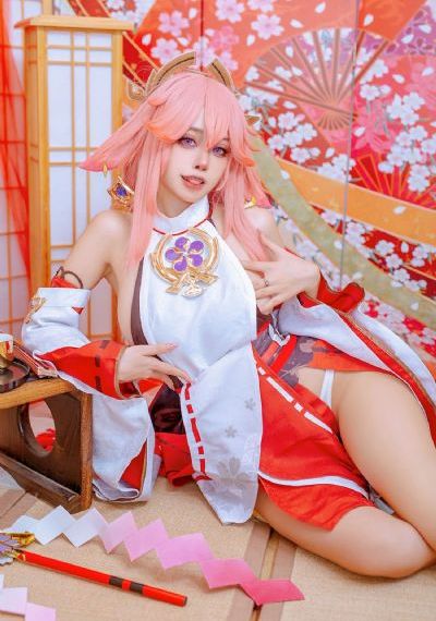 性感欧美三角比基尼_BD电影完整版