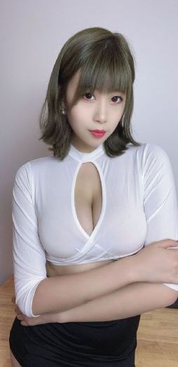 国产精品8_高清完整视频