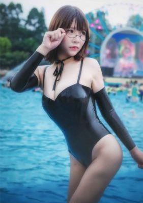 欧美女装特点_1080P在线播放