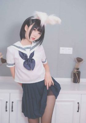 欧美色图淫乱_720高清完整版